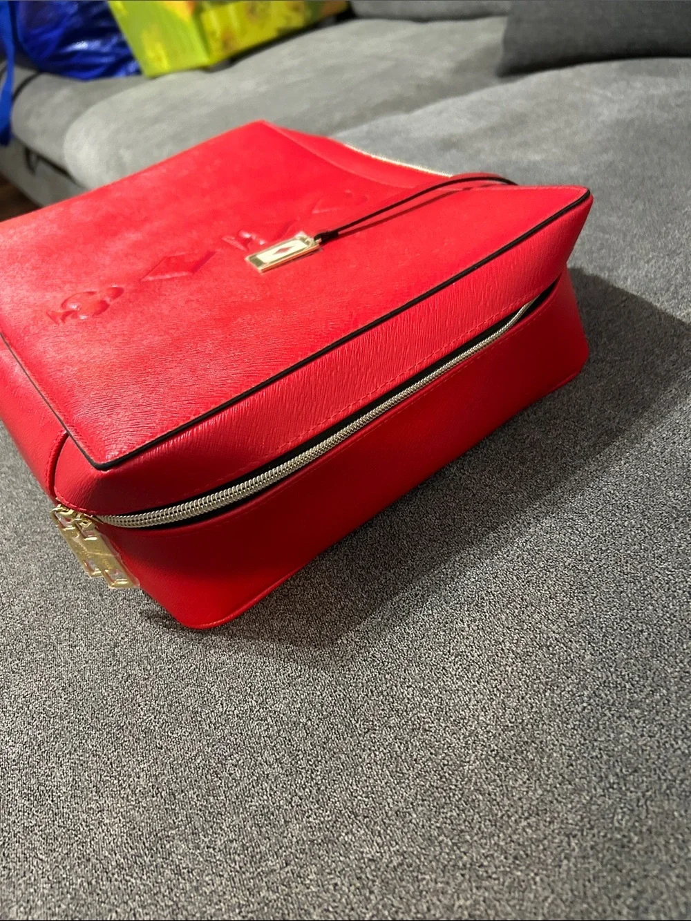 NWT-Estee Lauder Red Embossed Card-Poker Card Inspired Motif Tote/Cosmetics Bag
